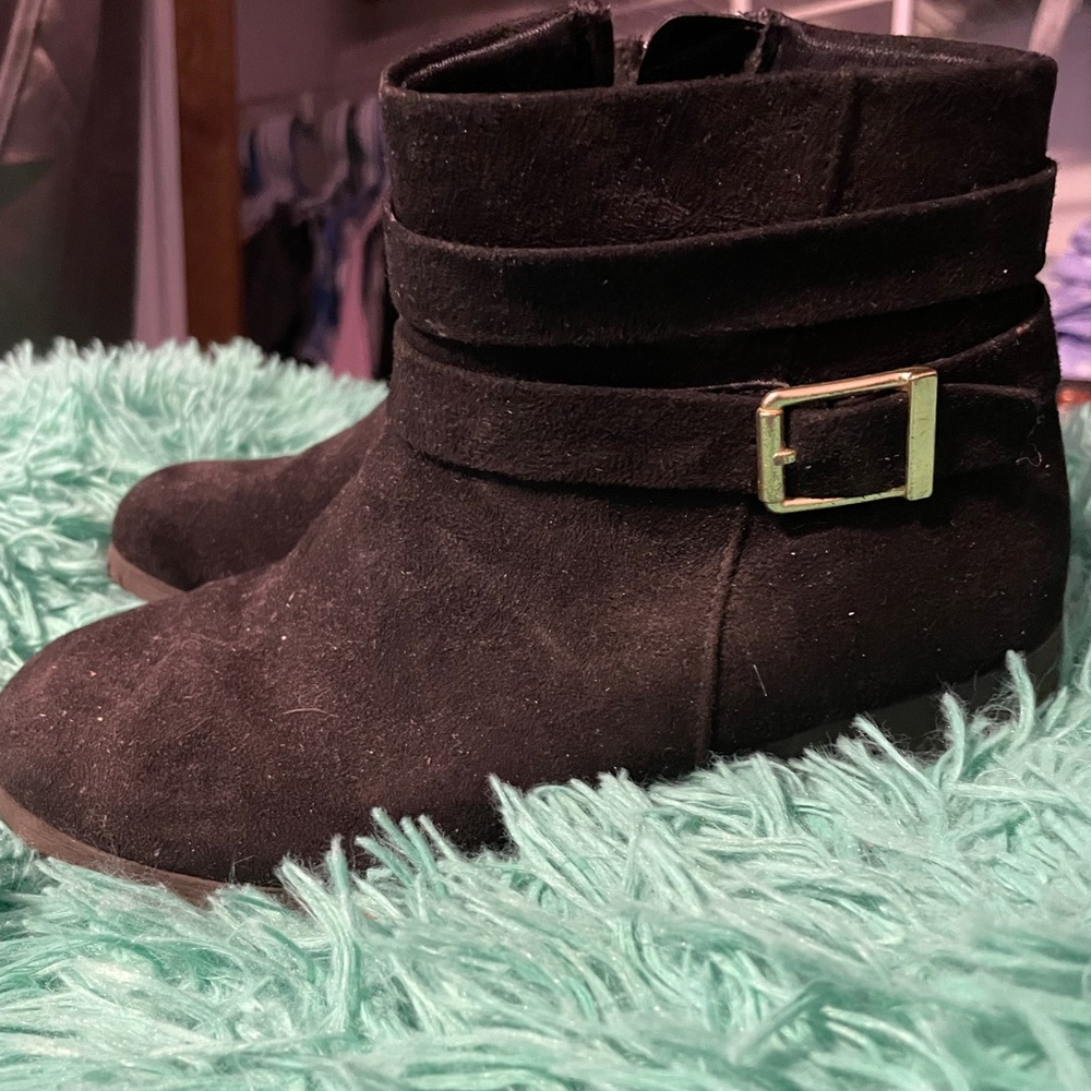 black heel booties